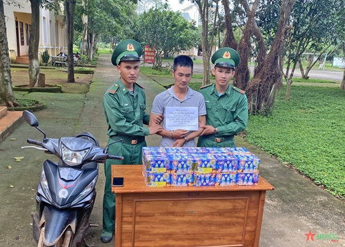 Bộ đội Biên phòng tỉnh Kon Tum: Bắt giữ đối tượng vận chuyển pháo từ Campuchia về Việt Nam tiêu thụ